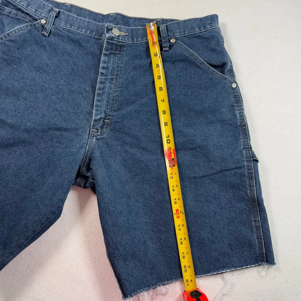 Wrangler Mens Dark Wash Denim Cut Off Carpenter Cargo Shorts 36 Waist